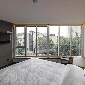 Pillowsopher Hongdae Hotel