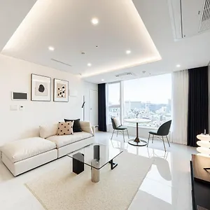 Le Collective Gangnam Sac Signity Apartment