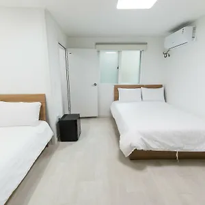 Kpop Haus בית הארחה